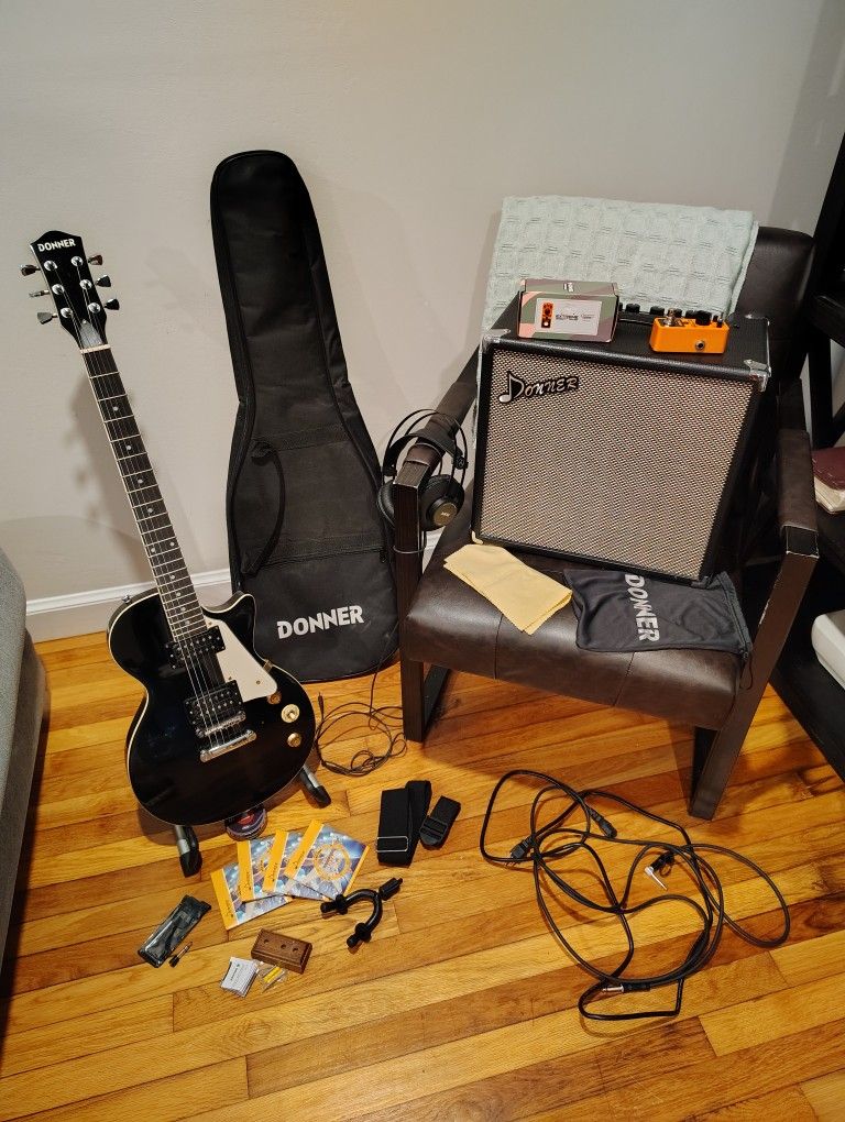Donner Beginner Electric Guitar Set