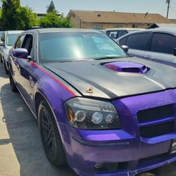 2005 Dodge Magnum