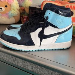 Chill blues Jordan’s 1