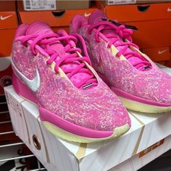 Nike LeBron 21 Men’s 11 / Women’s 12.5