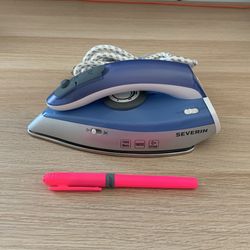 Foldable Compact Steam Iron
