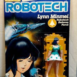 Vintage Harmony Gold Robotech Max Sterling and Lynn Minmei Action Figure