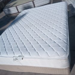 Queen Mattress And Box Spring 