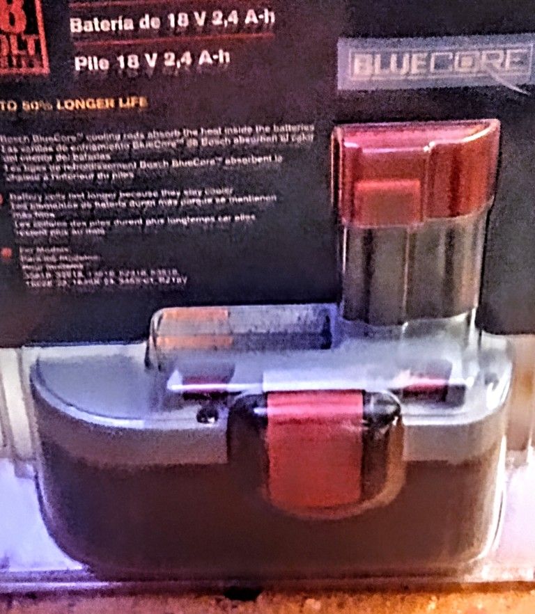  NEW Bosch Blue Core 18 V 2.4 A-h Battery