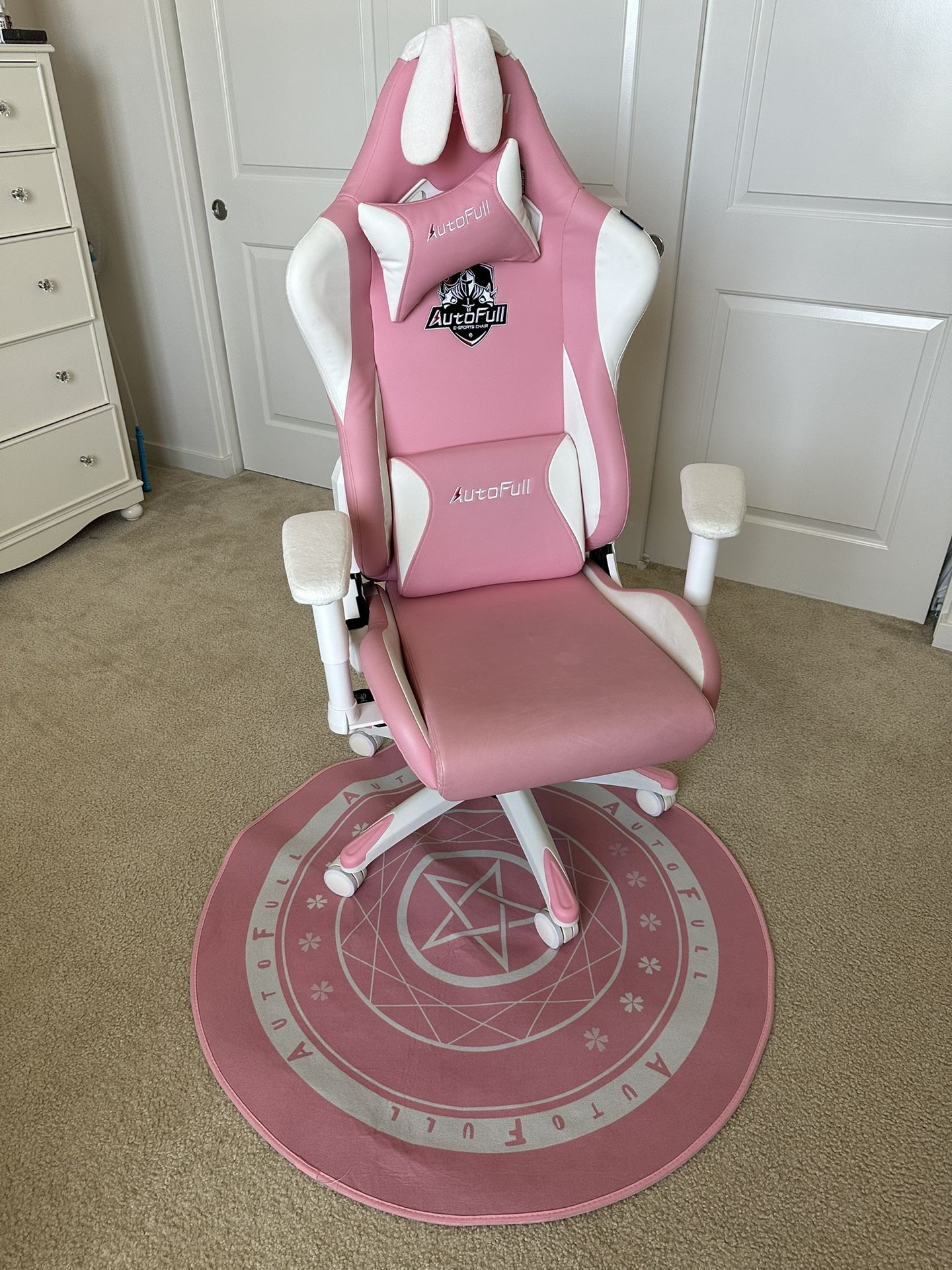 Autofull Gaming Chair Pink Bunny