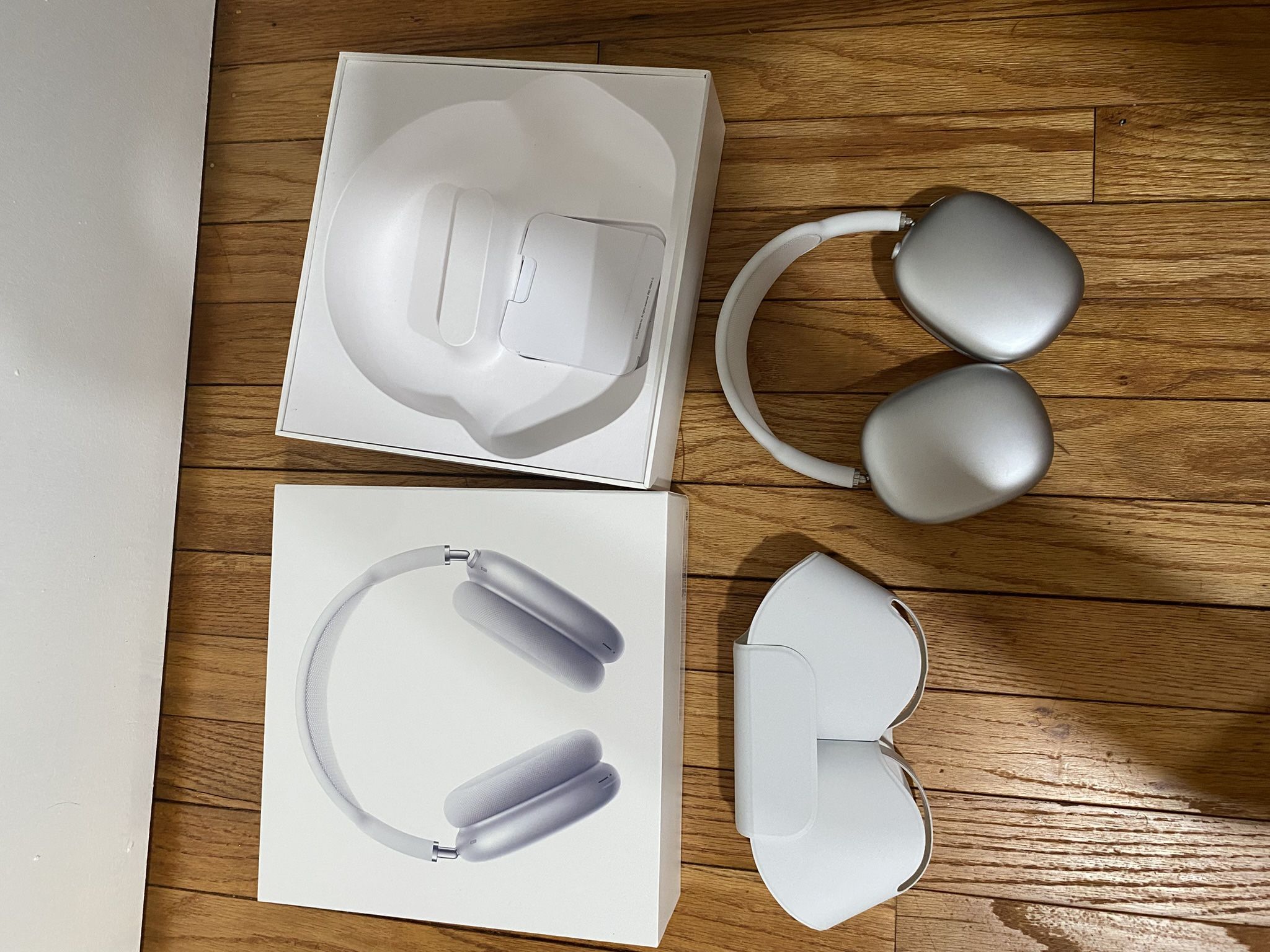 Air Pod Maxes