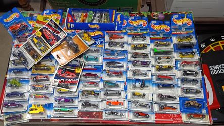 New HOTWHEELS Cars