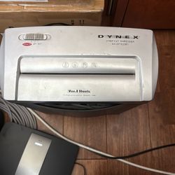 Dynex Strip cut Paper Shredder. 