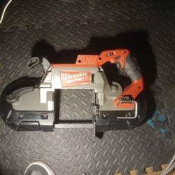 Milwaukee M18 Fuel Deep Cut Band Saw