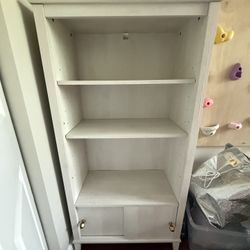 Bookshelf