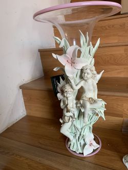 Porcelain flower vase