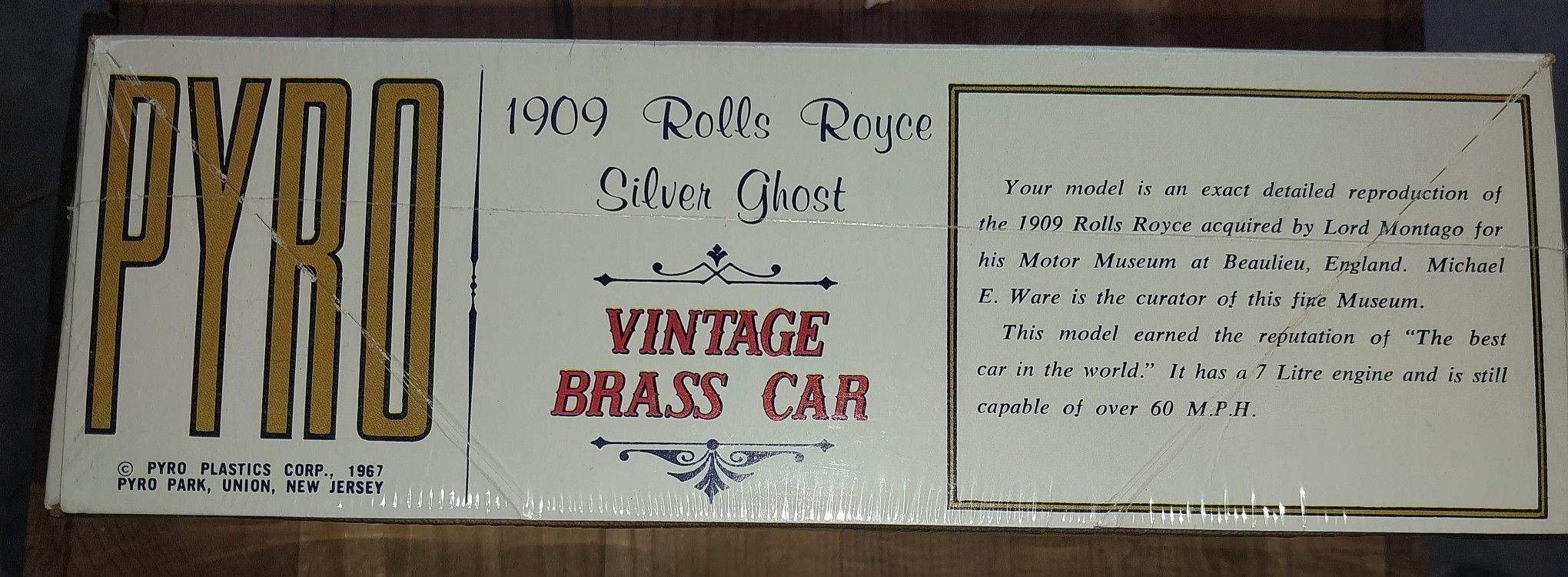 Vintage 1/32 Scale Original Issue Pyro 1909 Rolls Royce Silver Ghost Plastic Model Kit - #C456-125 sealed box