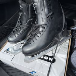 Men’s Figure Skates (Jackson Debut) 