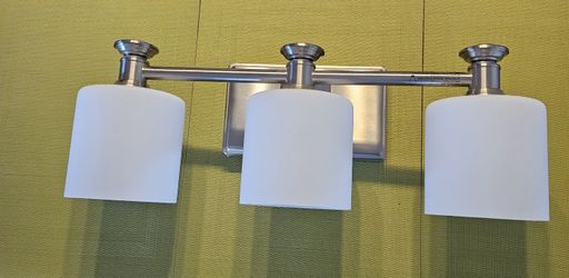 BATHROOM VANITY LIGHT......3 LIGHT.....$ 40
