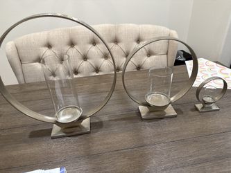Z Gallerie Cirque Silver Candle Holders – Set of 3 (Graduated Sizes)