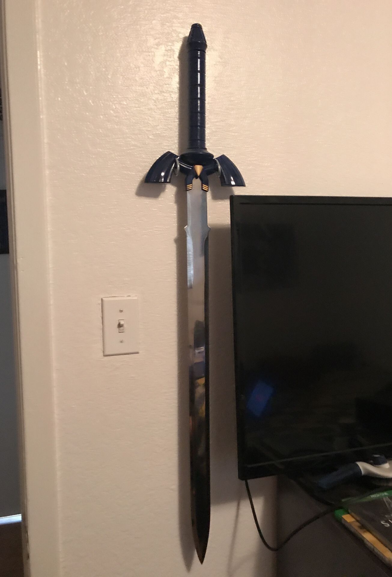 Legend of Zelda master sword replica