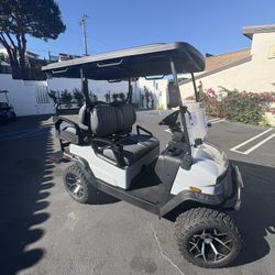 2025 Denago Nomad XL 4-Passenger Lifted 48-Volt Lithium Golf Cart