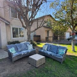 Gorgeous High Quality Patio Furniture Set LED Coffee Table Brand New Patio Furniture 🆕🚛🚎🆕