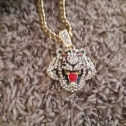 Fake Tiger Chain 