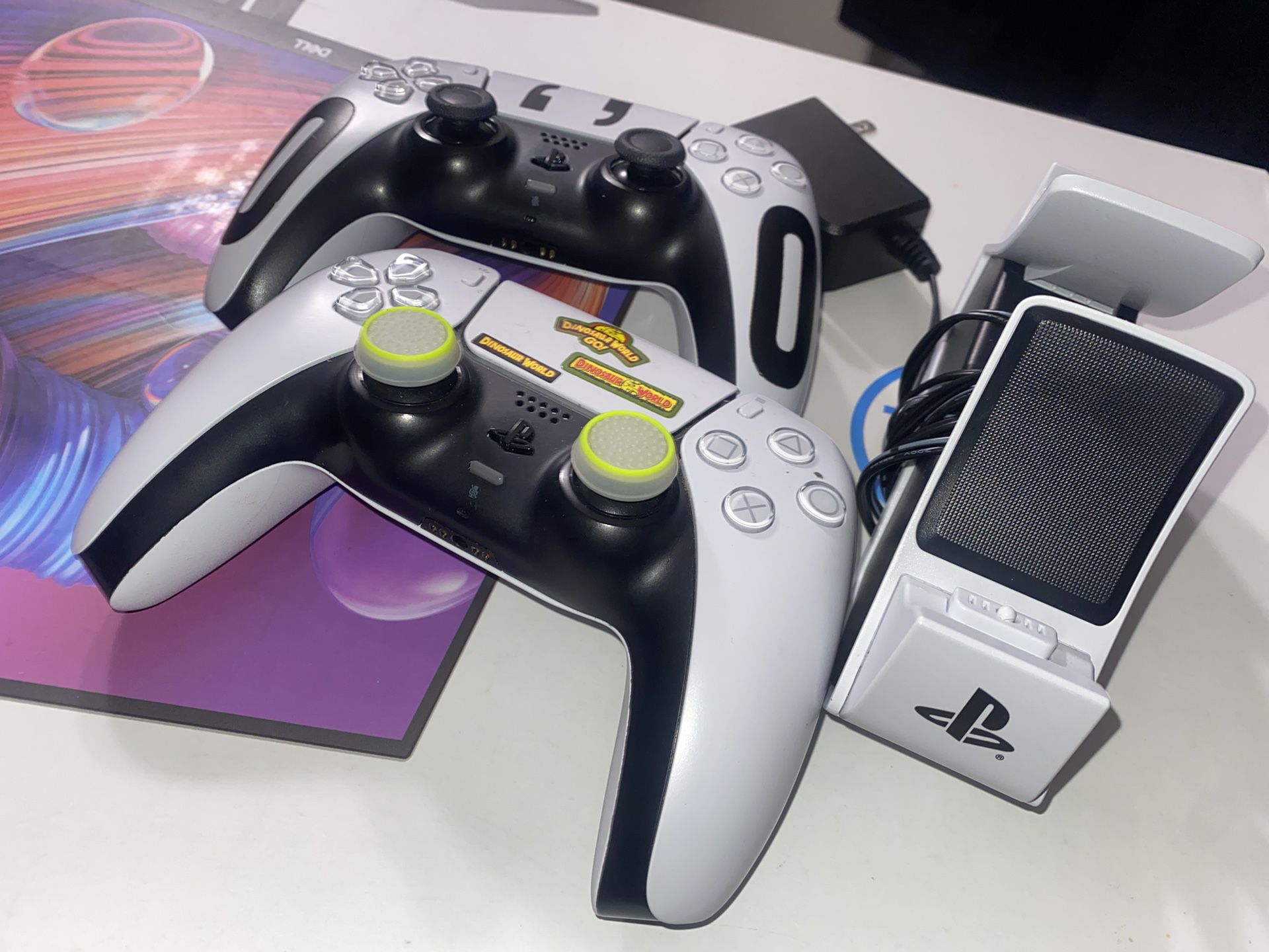 PS5 Controllers And Charging Stand