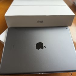 iPad 9th Gen.  Like New
