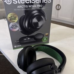 Xbox Series / Steelseries Arctis nova pro 