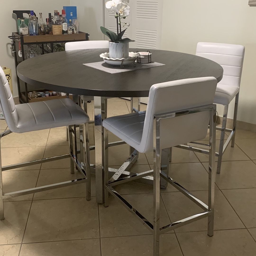 Round Dinning Table 