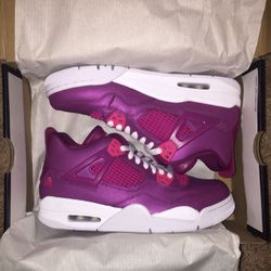 Air Jordan 4 Valentine size 7y