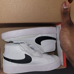Nike Blazers Mid Sz 9c