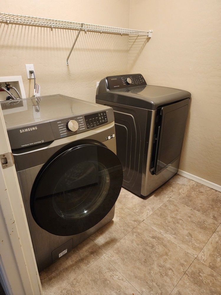 Samsung Washer And Electric Dryer