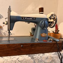 Vintage Sewing Machine - Visetti 