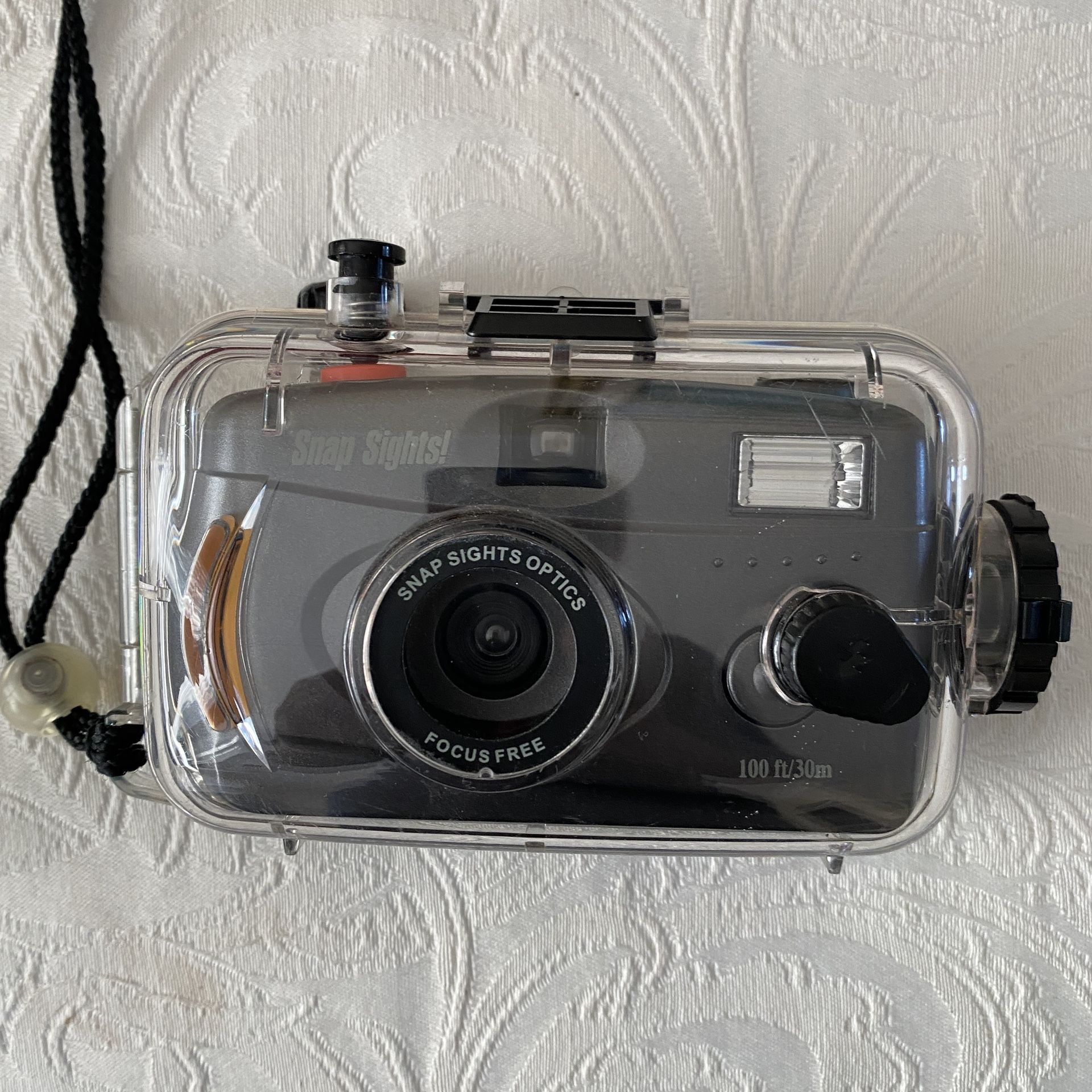 Snap Sights Underwater Film Camera, Waterproof to 100ft, Reusable 35mm Case