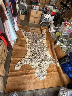 Leopard Hide-Shaped Rectangle Area Rug 116”x79”