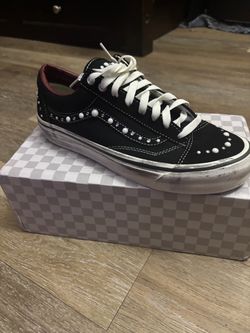 Pearl vans lx 36 black size 10.5 brand new
