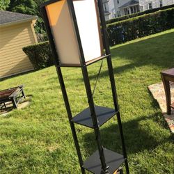 Standing Shelves Lamp 
