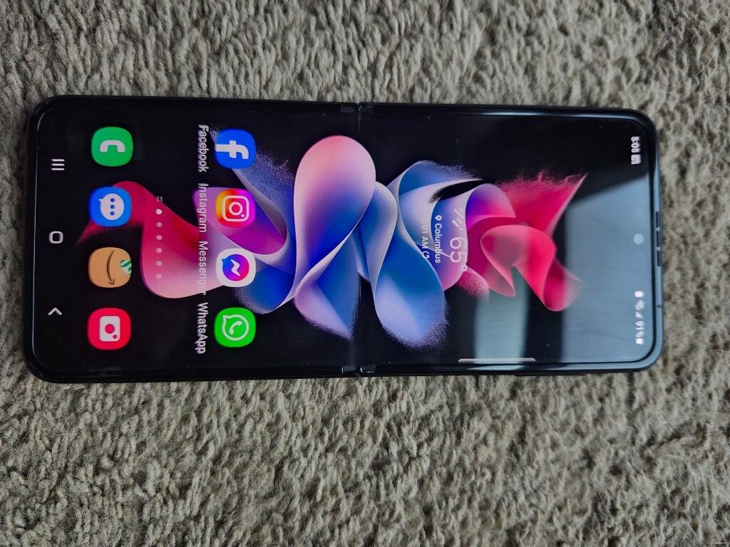 UNLOCKED Samsung Galaxy Z Flip 3 5G