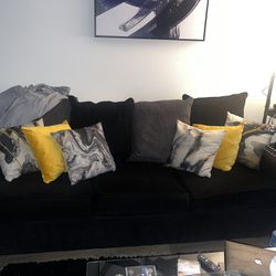 Black Couch w/ love Seat 