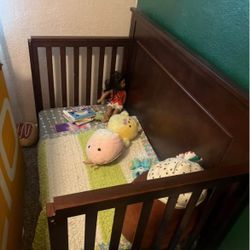 Baby Crib 