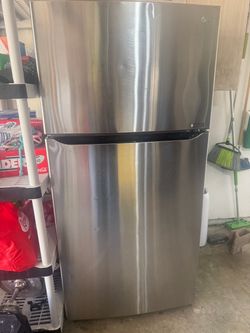 Refrigerator