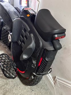 InMotion V12HT EUC Electric Unicycle Used Mint Condition