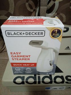 Clothes steamer