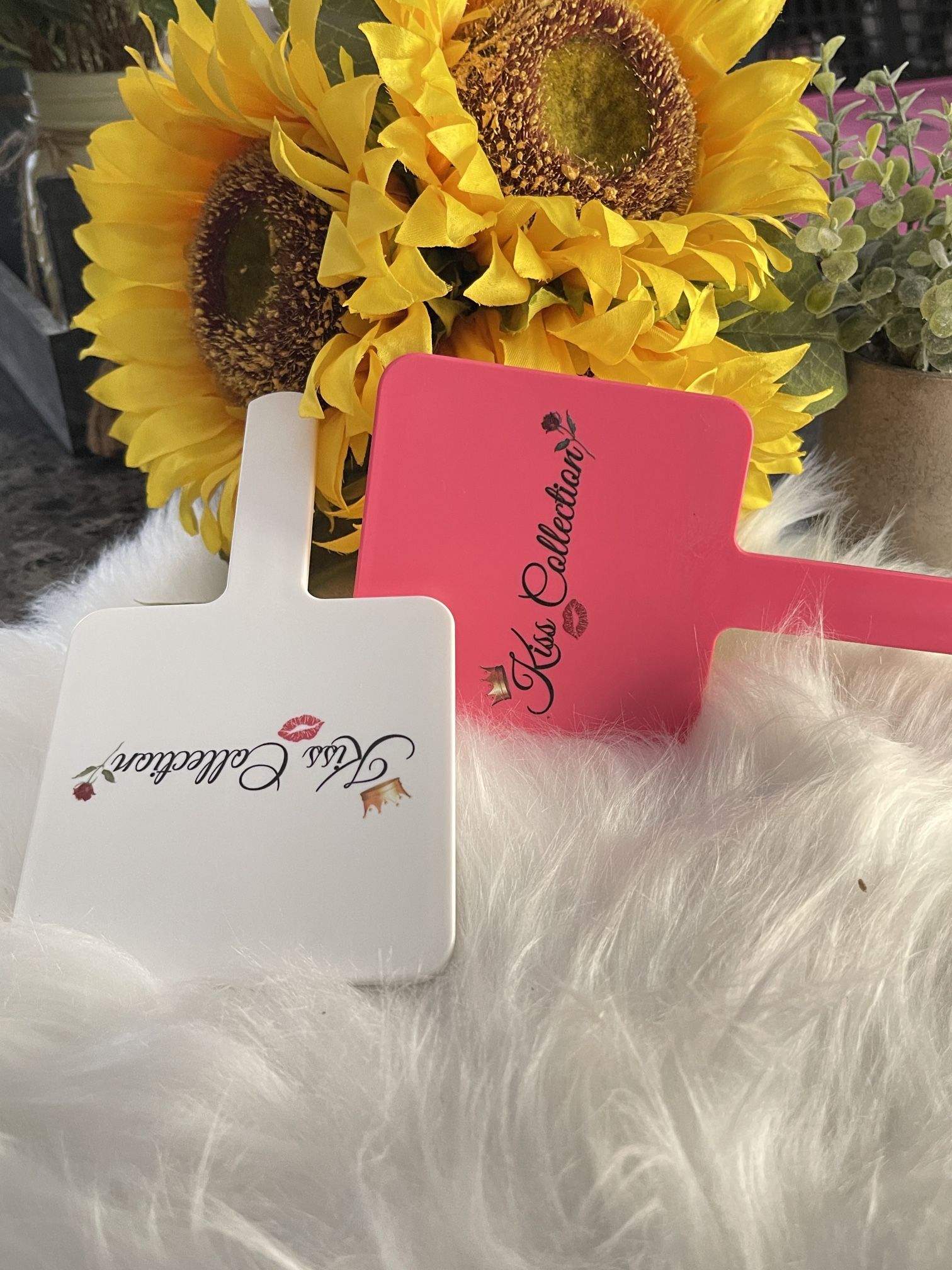 Kiss Collection, Mirror For Makeup, Pink, Black, White.