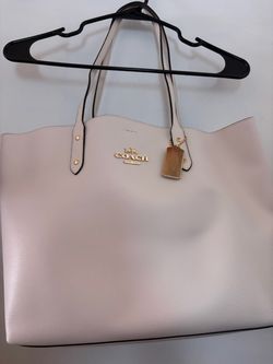 Coach White tote bag medium size new w tag