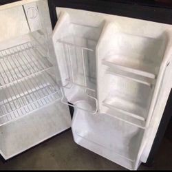 Refrigerador Pequeño Marca Mágic Chef