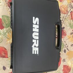 Shure Wireless Microphone In Great Working With Case