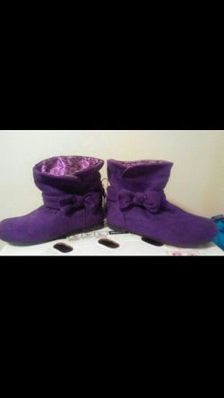 Brand new Toddler boots sz 10