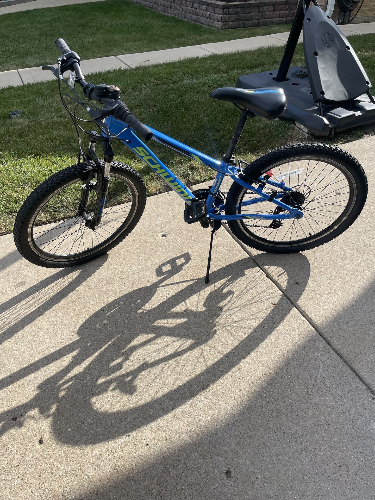 Boys Bike Schwinn