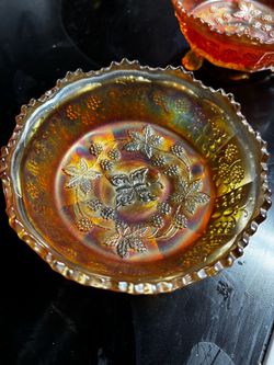 3 Fenton bowls