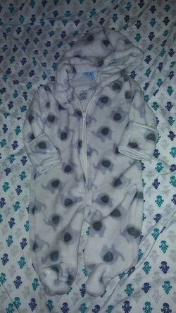 Faux fur Size 0-3 for baby boy