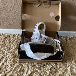 Converse - Toddler Size 4
